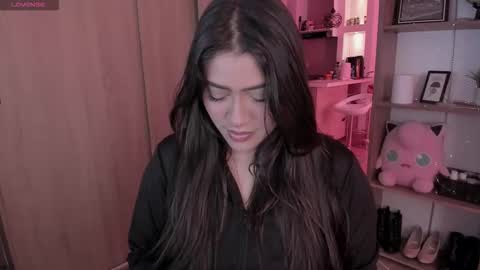 lolaasmith_21 online show from 11.14.25