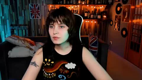 Snapshot of lolaasmus chatting on 04.17.26 I consider myself the god Loki but life just calls me LOL online show from 04.17.26
