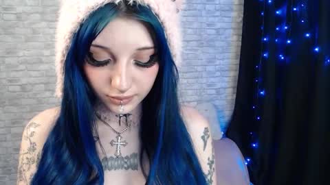 Lola online show from 10.08.25