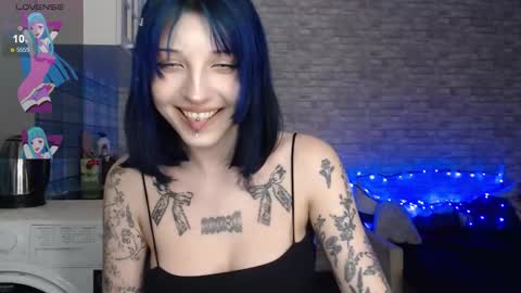 Lola online show from 10.21.25