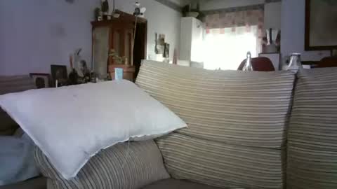 LOLA HUESO y ERIC online show from 12.16.25