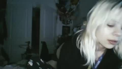 Lola Lixx online show from 12.10.24