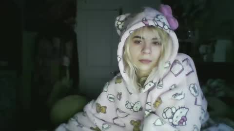 Lola Lixx online show from 01.07.25