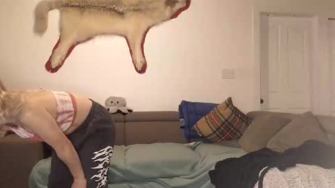 Lola Lixx online show from 10.28.25