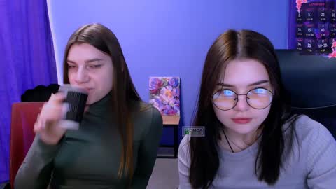 Snapshot of lolamrrr chatting on 12.13.24 Lola pvt is OPEN online show from 12.13.24