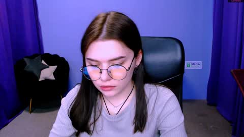 Snapshot of lolamrrr chatting on 12.16.24 Lola pvt is OPEN online show from 12.16.24