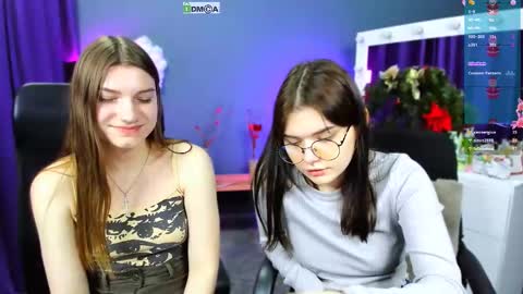 Snapshot of lolamrrr chatting on 12.24.24 Lola pvt is OPEN online show from 12.24.24
