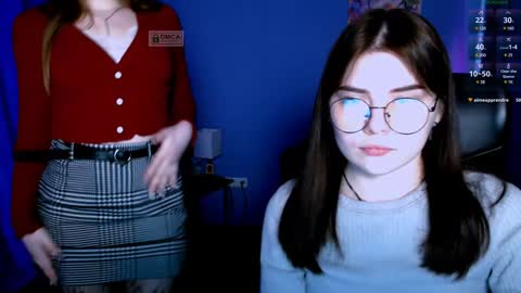 Snapshot of lolamrrr chatting on 12.25.24 Lola pvt is OPEN online show from 12.25.24