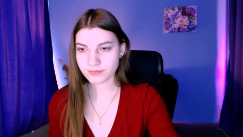 Snapshot of lolamrrr chatting on 12.30.24 Lola pvt is OPEN online show from 12.30.24