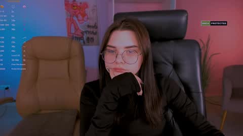 Snapshot of lolamrrr chatting on 02.06.25 Lola pvt is OPEN online show from 02.06.25