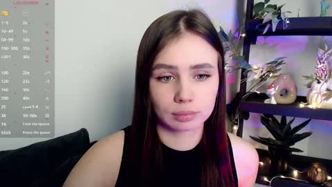 Snapshot of lolapalmer_ chatting on 01.23.25 lolapalmer_ online show from 01.23.25