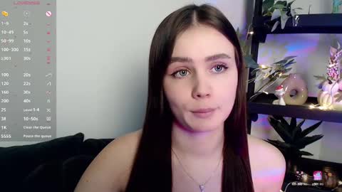Snapshot of lolapalmer_ chatting on 01.24.25 lolapalmer_ online show from 01.24.25