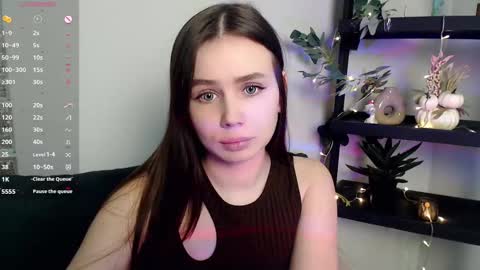 Snapshot of lolapalmer_ chatting on 02.04.25 lolapalmer_ online show from 02.04.25