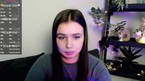 Snapshot of lolapalmer_ chatting on 02.16.25 lolapalmer_ online show from 02.16.25