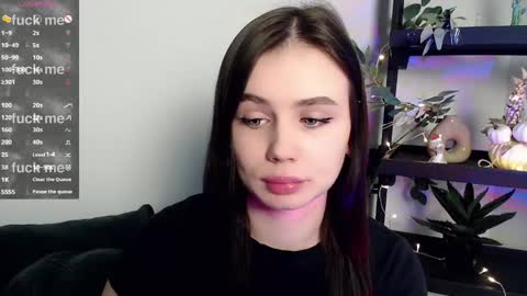 Snapshot of lolapalmer_ chatting on 02.24.25 lolapalmer_ online show from 02.24.25