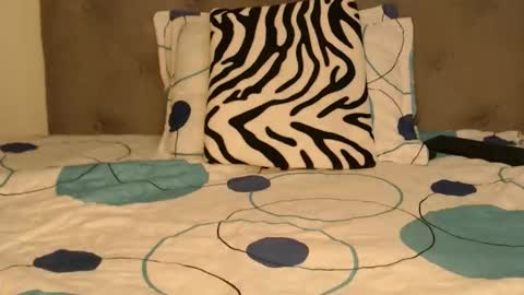 Lola online show from 02.20.26