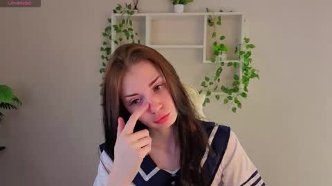 Lola online show from 11.19.25