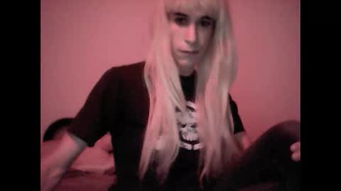 Snapshot of lolax69x chatting on 12.02.25 Lola online show from 12.02.25
