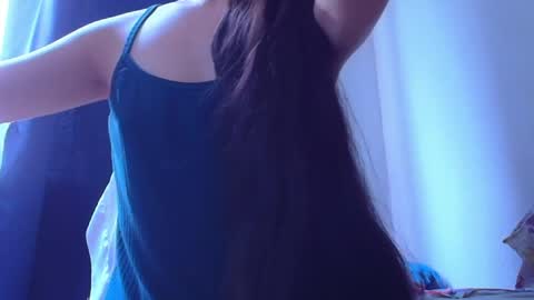      Rya DKhrt       online show from 05.23.26