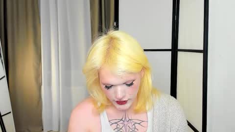 Snapshot of lollita_morgan chatting on 02.01.26 lollita online show from 02.01.26