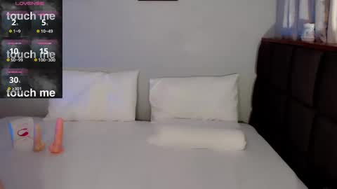 Snapshot of lolly_lips69 chatting on 02.09.25 hana online show from 02.09.25