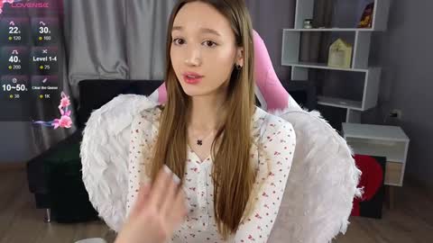 Monica online show from 01.25.25