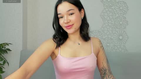 Snapshot of lolly_turner chatting on 04.06.26 lolly_turner online show from 04.06.26