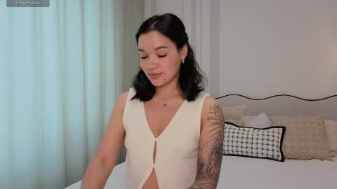 Snapshot of lolly_turner chatting on 05.12.26 lolly_turner online show from 05.12.26