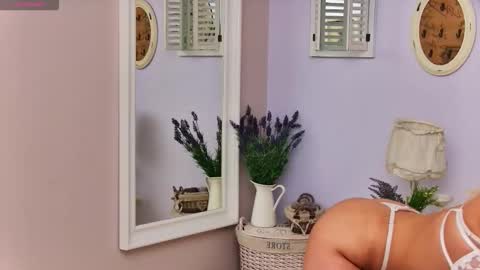 Lolly. online show from 10.10.25