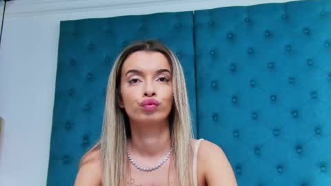 Lolly. online show from 11.30.25