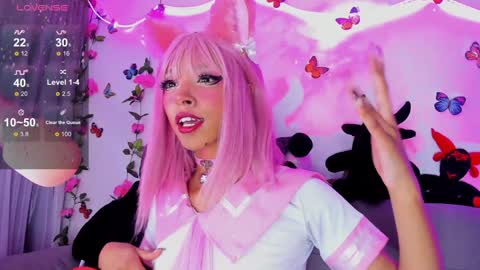 Snapshot of lololexao chatting on 12.18.24 freydis online show from 12.18.24