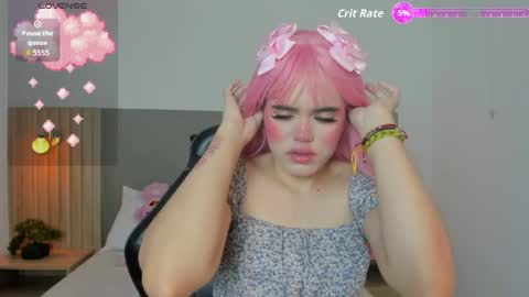 Snapshot of loly_berry chatting on 06.06.26 L O L Y online show from 06.06.26