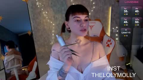 Molli online show from 11.23.25