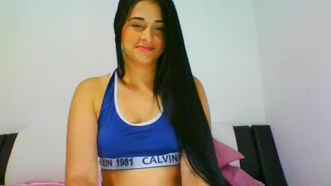 estehfania online show from 01.24.25