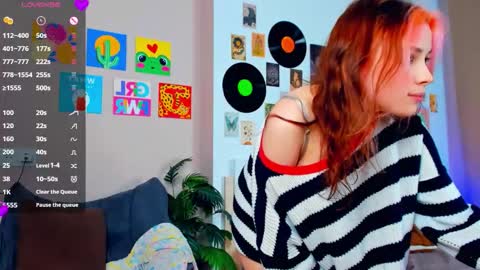 Snapshot of lonagass chatting on 02.13.26 Lona online show from 02.13.26