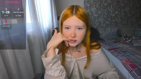 Snapshot of lonalye chatting on 04.26.26 lona online show from 04.26.26