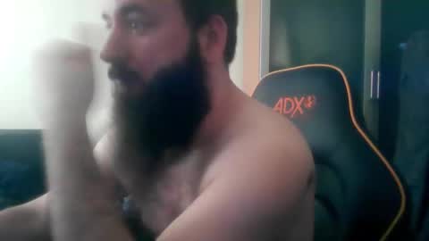 Snapshot of london_man1988 chatting on 12.02.24 london_man1988 online show from 12.02.24