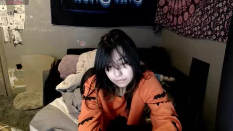 londonray online show from 10.19.25