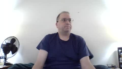 Snapshot of lonelyman91775 chatting on 05.19.26 Lonely Man online show from 05.19.26