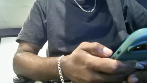 Snapshot of longblack37 chatting on 01.18.25 slim reaper online show from 01.18.25