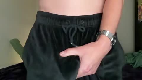 Snapshot of longdickelijah chatting on 07.09.26 longdickelijah online show from 07.09.26