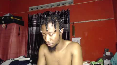 Snapshot of longdickservice01 chatting on 12.04.24 professionalbreastsucker online show from 12.04.24