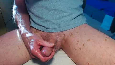 Snapshot of longing2 chatting on 03.06.25 longing2 online show from 03.06.25