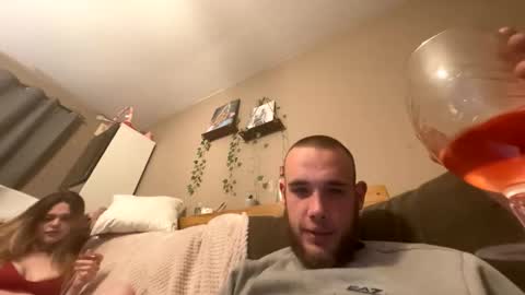 Snapshot of longjohndong321 chatting on 04.06.26 Unknowncouple online show from 04.06.26