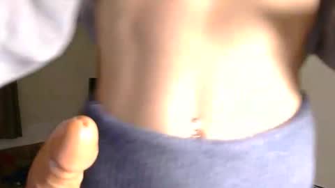 Snapshot of longlegstammy chatting on 04.21.26 Cutenurse91 online show from 04.21.26