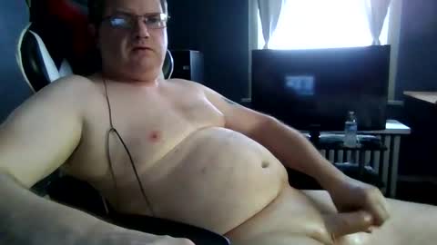 Snapshot of longndeep75 chatting on 05.29.26 longndeep75 online show from 05.29.26