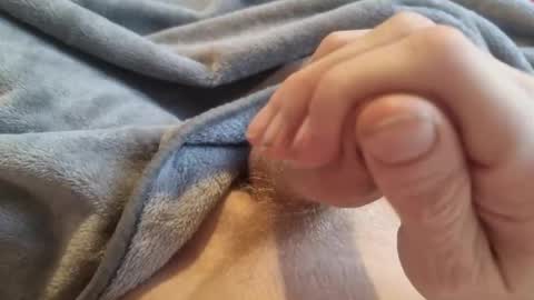 Snapshot of longslongbingbong chatting on 11.28.25 longslongbingbong online show from 11.28.25