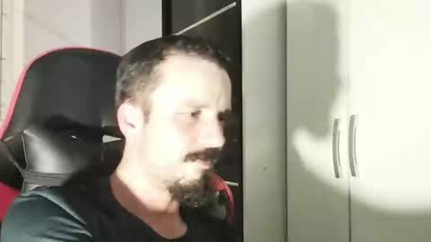 Lucas online show from 01.12.25