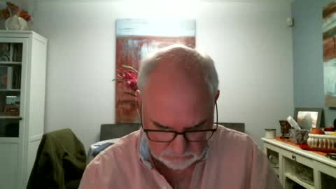 Snapshot of loop102 chatting on 07.09.26 loop102 online show from 07.09.26