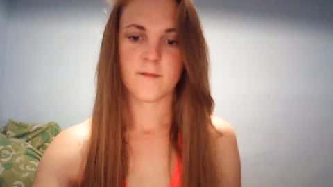 Snapshot of lora879 chatting on 07.14.26 Lora online show from 07.14.26